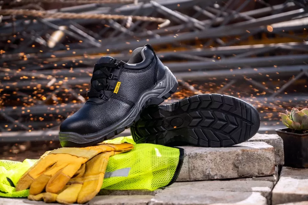 WORKLITE Safety Boot – Ref: worklite-safety-boot
